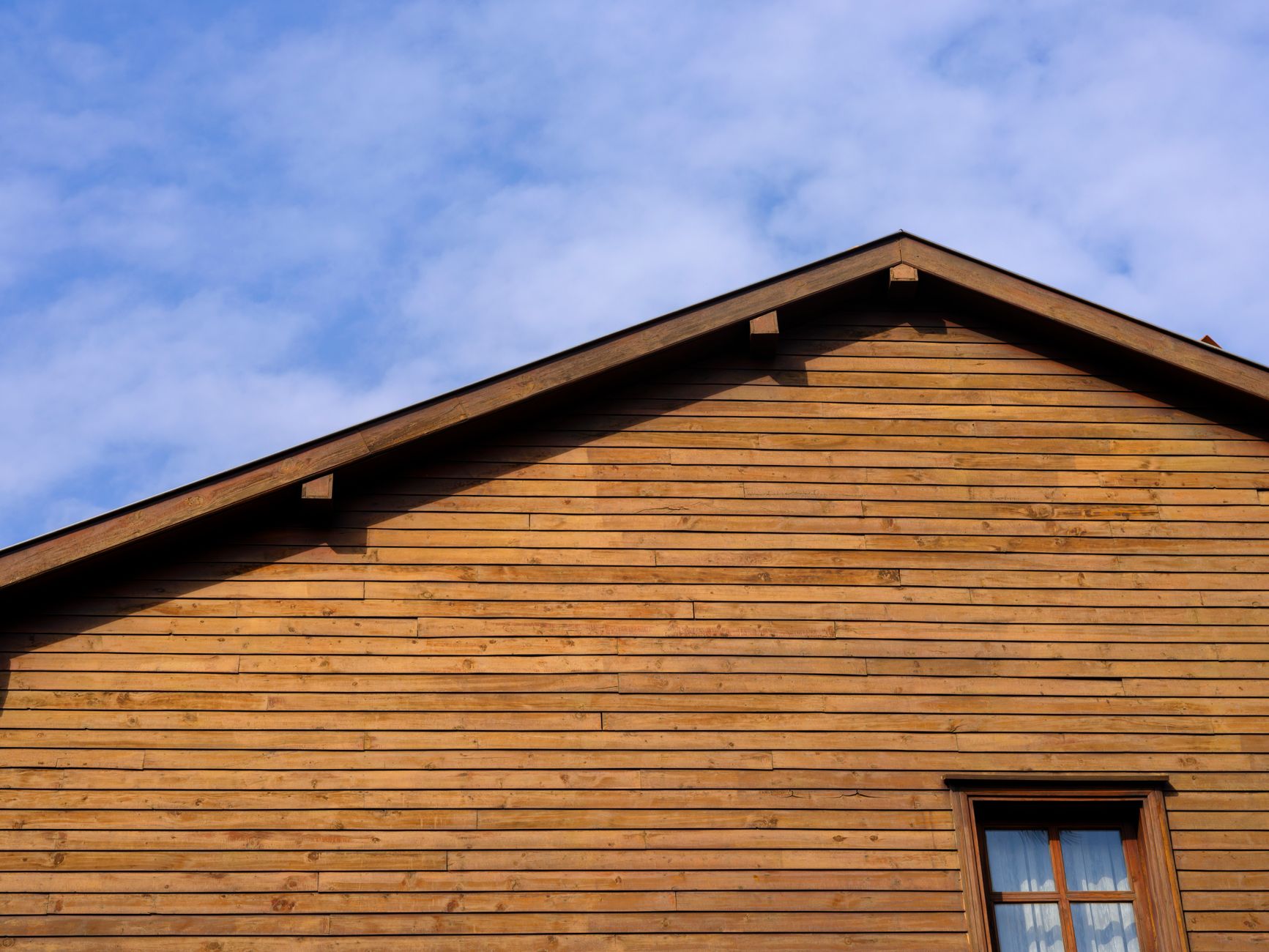 Choosing the Right Horizontal House Siding: Materials and Maintenance Tips