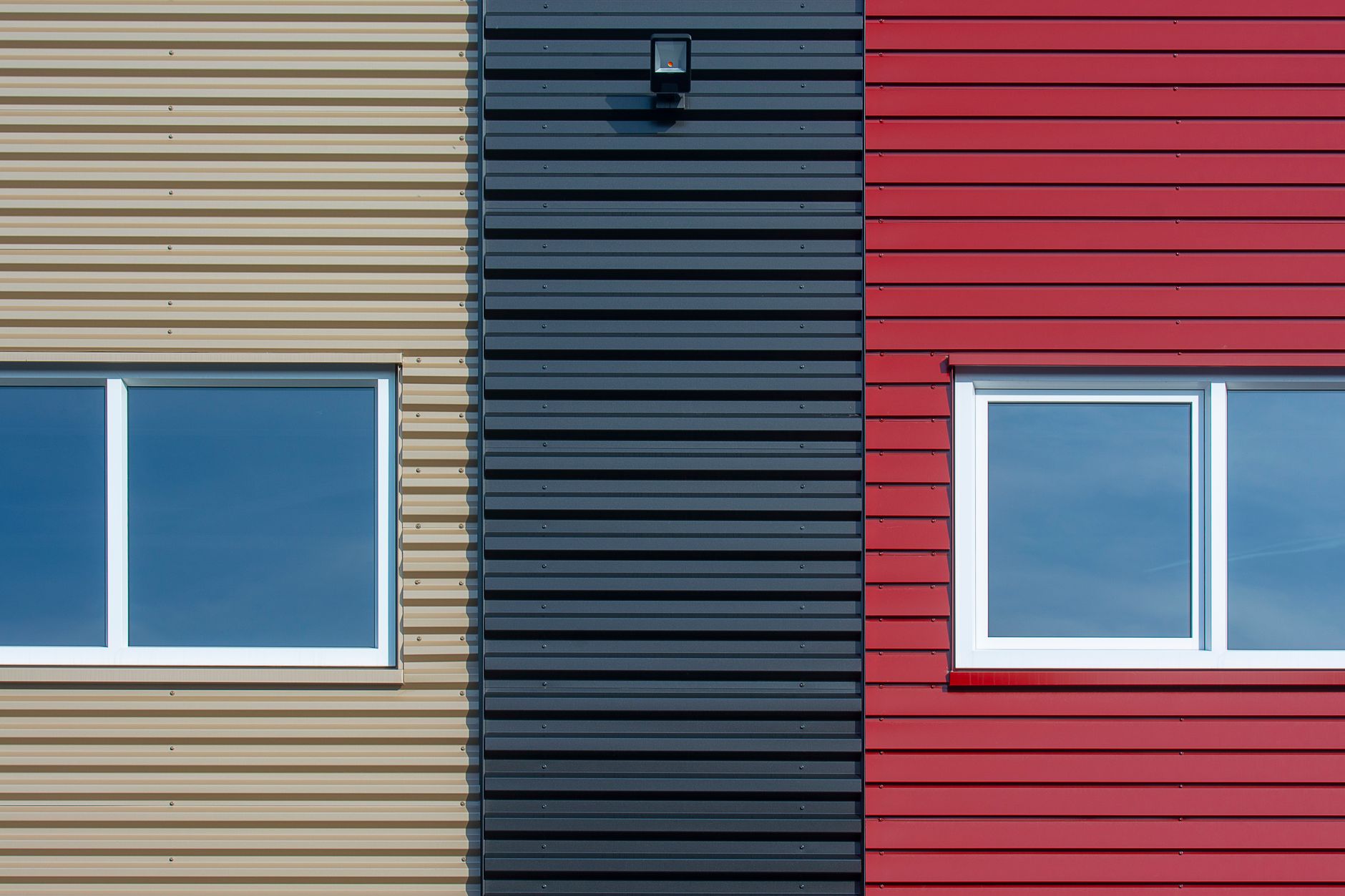 Exploring the Benefits and Styles of Modern Lap Siding for Homes